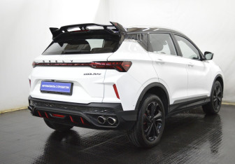 Подержанный автомобиль Geely Coolray 2024 года (5 фото)