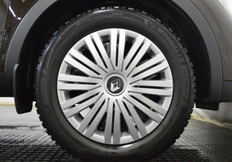 Подержанный автомобиль Renault Arkana 2019 года (9 фото)