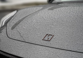 Подержанный автомобиль Zeekr 001 2023 года (10 фото)