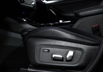 Подержанный автомобиль BMW X3 2019 года (11 фото)