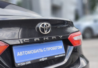Подержанный автомобиль Toyota Camry Sedan 2021 года (7 фото)