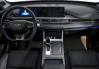 Подержанный автомобиль Chery Tiggo 7 Pro Max 2023 года (16 фото)
