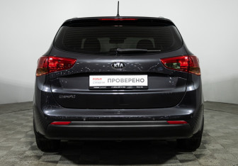 Подержанный автомобиль Kia Ceed Wagon 2016 года (6 фото)