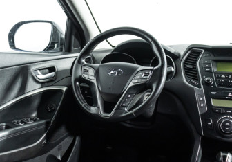 Подержанный автомобиль Hyundai Santa Fe 2014 года (16 фото)