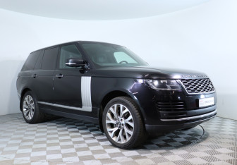 Подержанный автомобиль Land Rover Range Rover 2018 года (3 фото)