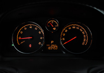 Подержанный автомобиль Opel Antara 2013 года (17 фото)