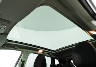 Подержанный автомобиль Nissan Qashqai 2022 года (17 фото)