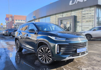 Подержанный автомобиль Exeed TXL 2022 года (3 фото)