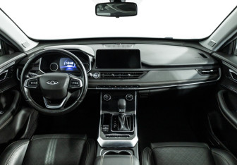 Подержанный автомобиль Chery Tiggo 8 2020 года (13 фото)