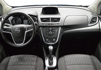 Подержанный автомобиль Opel Mokka 2014 года (14 фото)