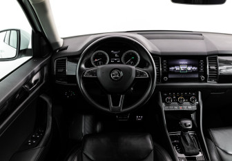 Подержанный автомобиль Skoda Kodiaq 2018 года (11 фото)
