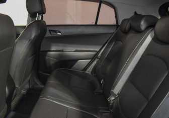 Подержанный автомобиль Hyundai Creta 2017 года (11 фото)