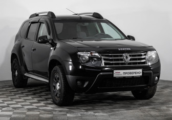 Подержанный автомобиль Renault Duster 2013 года (3 фото)