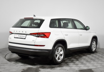 Подержанный автомобиль Skoda Kodiaq 2020 года (5 фото)