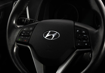 Подержанный автомобиль Hyundai Tucson 2018 года (12 фото)