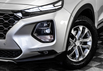 Подержанный автомобиль Hyundai Santa Fe 2020 года (3 фото)