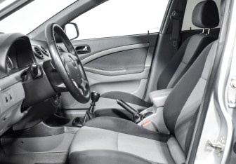 Подержанный автомобиль Chevrolet Lacetti Hatchback 2011 года (10 фото)