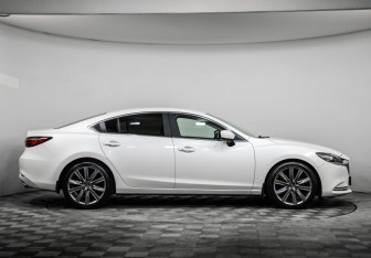 Подержанный автомобиль Mazda 6 Sedan 2019 года (4 фото)