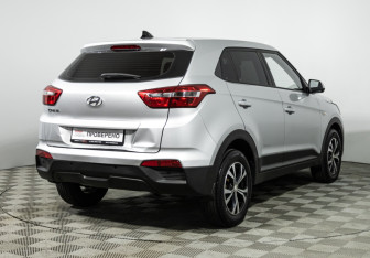 Подержанный автомобиль Hyundai Creta 2019 года (5 фото)