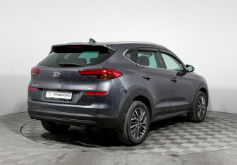 Подержанный автомобиль Hyundai Tucson 2018 года (5 фото)