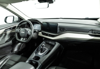 Подержанный автомобиль Haval F7 2024 года (9 фото)