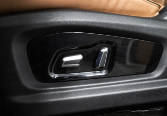 Подержанный автомобиль Omoda C5 2022 года (16 фото)