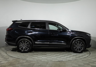 Подержанный автомобиль Chery Tiggo 8 Pro 2021 года (4 фото)
