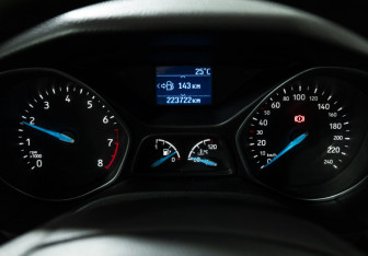 Подержанный автомобиль Ford Focus Hatchback 2017 года (12 фото)