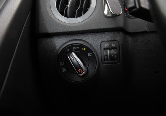 Подержанный автомобиль Volkswagen Tiguan 2012 года (14 фото)
