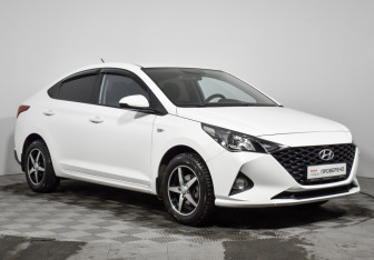 Подержанный автомобиль Hyundai Solaris Sedan 2020 года (3 фото)