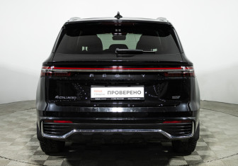 Подержанный автомобиль Geely Monjaro 2024 года (6 фото)