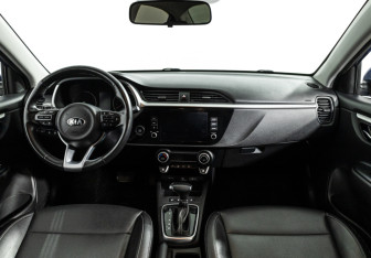 Подержанный автомобиль Kia Rio Sedan 2021 года (13 фото)