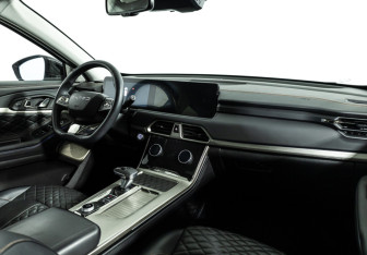 Подержанный автомобиль BMW X3 2018 года (9 фото)