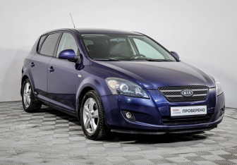 Подержанный автомобиль Kia Ceed Hatchback 2007 года (3 фото)