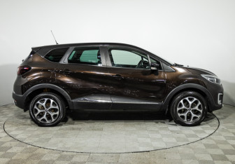 Подержанный автомобиль Renault Kaptur 2017 года (4 фото)