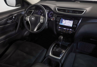 Подержанный автомобиль Nissan X-Trail 2017 года (5 фото)