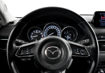 Подержанный автомобиль Mazda CX-5 2017 года (17 фото)