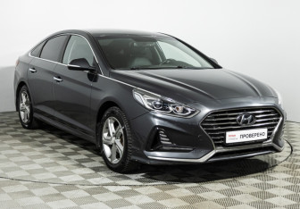 Подержанный автомобиль Hyundai Sonata 2019 года (3 фото)