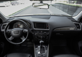 Подержанный автомобиль Audi Q5 2013 года (12 фото)