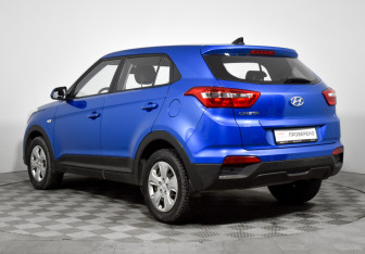 Подержанный автомобиль Hyundai Creta 2019 года (7 фото)