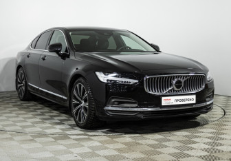 Подержанный автомобиль Volvo S90 2021 года (3 фото)