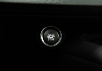 Подержанный автомобиль Haval F7x 2023 года (18 фото)