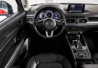 Подержанный автомобиль Mazda CX-5 2021 года (12 фото)