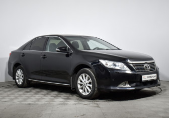 Подержанный автомобиль Toyota Camry Sedan 2013 года (3 фото)