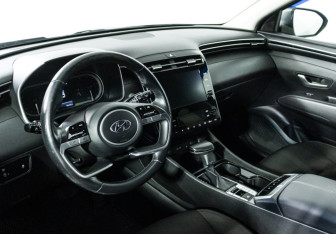 Подержанный автомобиль Hyundai Tucson 2021 года (11 фото)