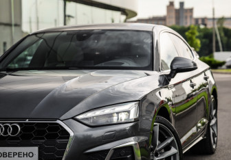 Подержанный автомобиль Audi A5 Liftback 2020 года (2 фото)