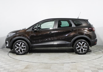 Подержанный автомобиль Renault Kaptur 2016 года (8 фото)