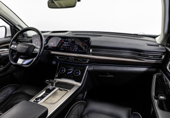 Подержанный автомобиль Exeed VX 2021 года (11 фото)