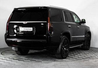 Подержанный автомобиль Cadillac Escalade Suv 2015 года (6 фото)