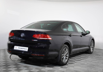 Подержанный автомобиль Volkswagen Passat Sedan 2016 года (5 фото)